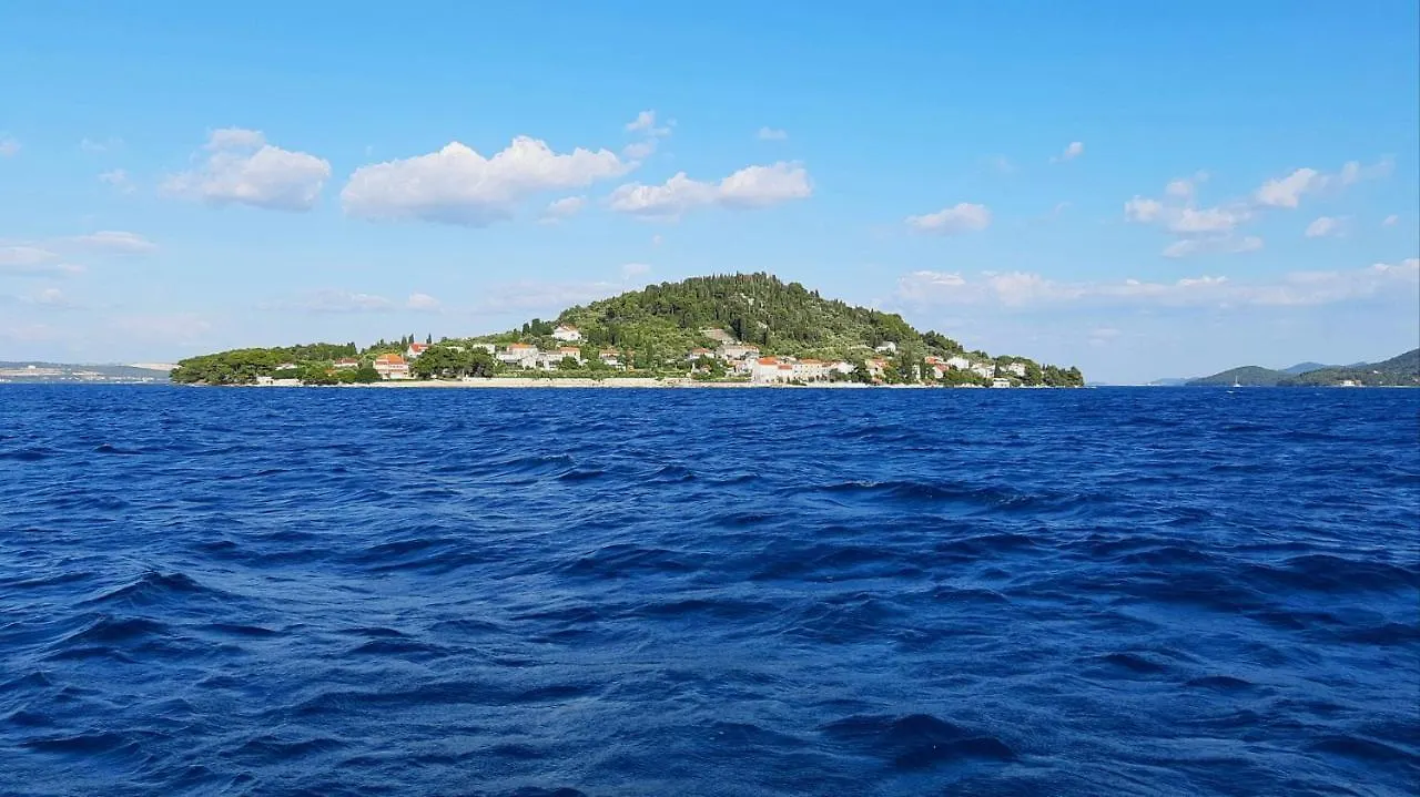Haus Linden Insel Osljak Bei Zadar In Kroatien Preko