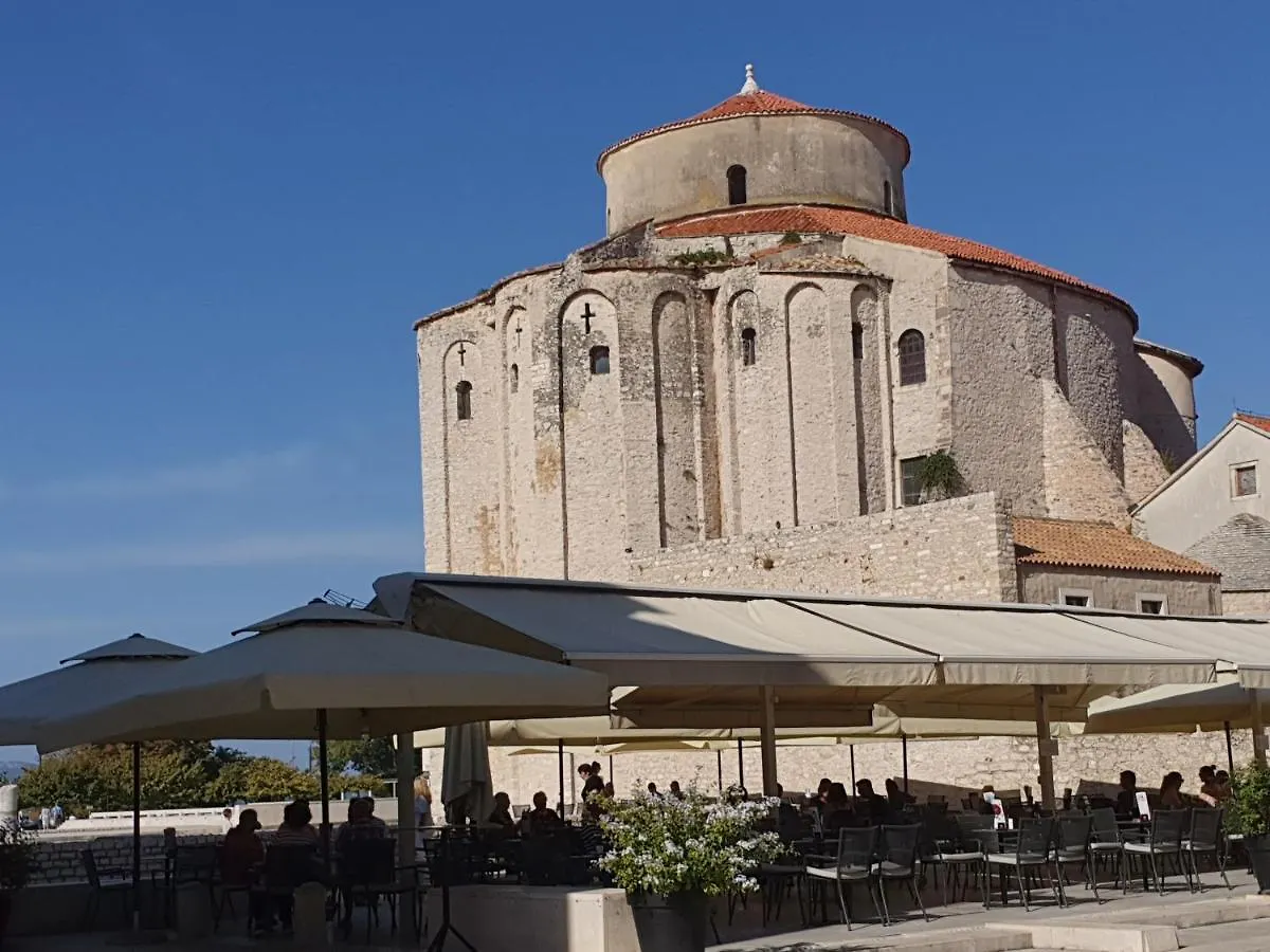Haus Linden Insel Osljak Bei Zadar In Kroatien Preko Apartment